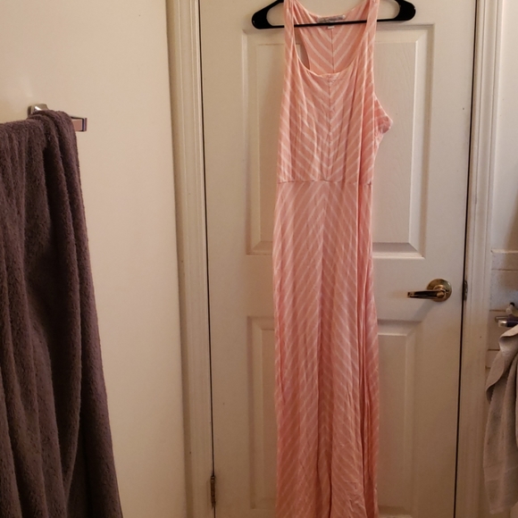 LC Lauren Conrad Dresses & Skirts - Lauren Conrad Strapless Maxi Dress Pink White L